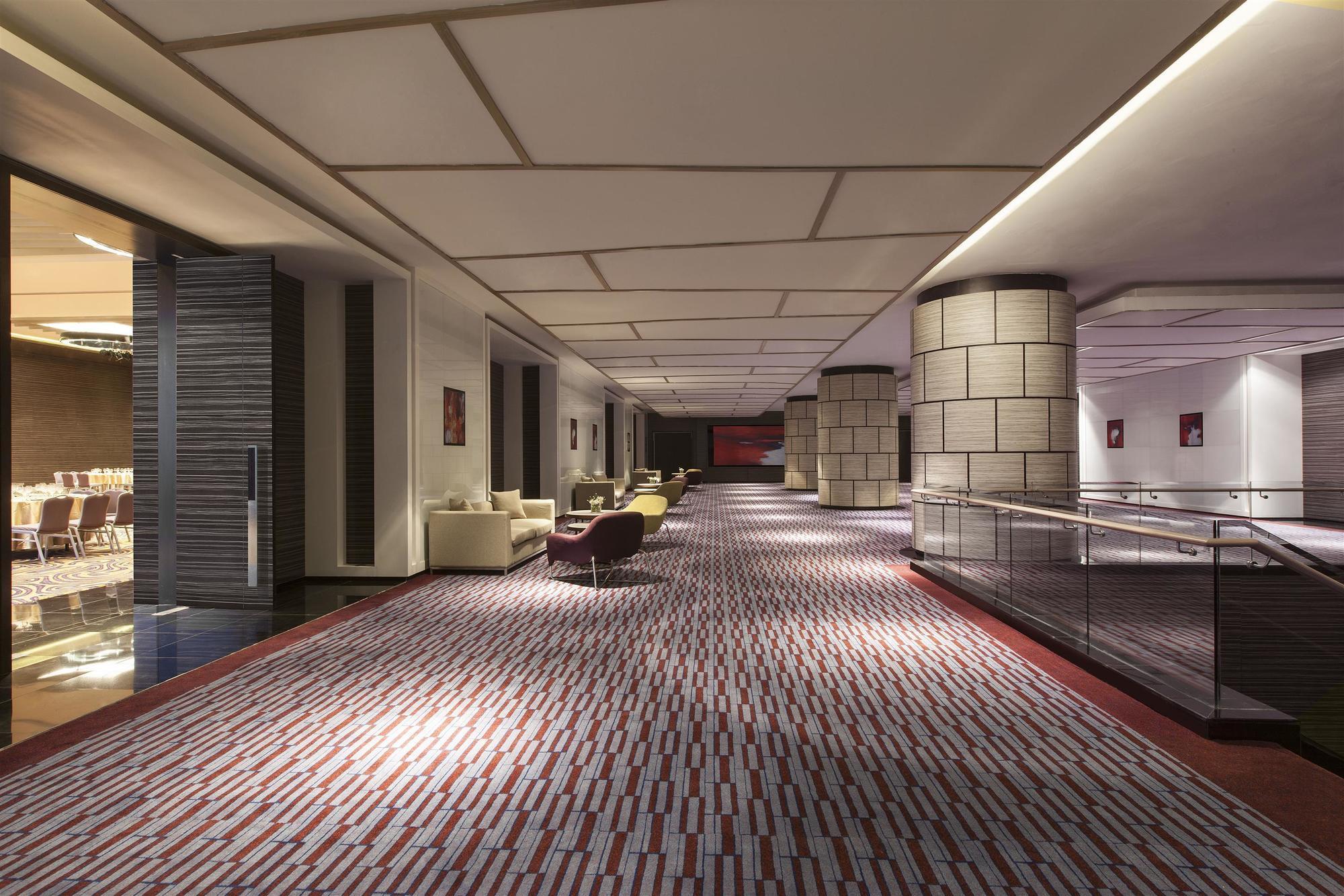 Four Points By Sheraton Sandakan Exterior photo